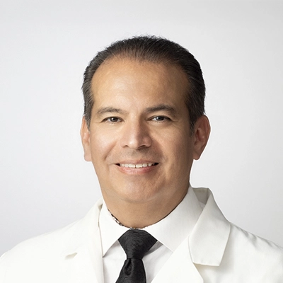 A headshot of Dr. Ken Tate, a chiropractor at The Source Chiropractic.